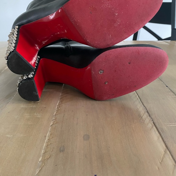 Christian Louboutin Suzi Folk 85mm black leather booties size 37.5 - Picture 4 of 6